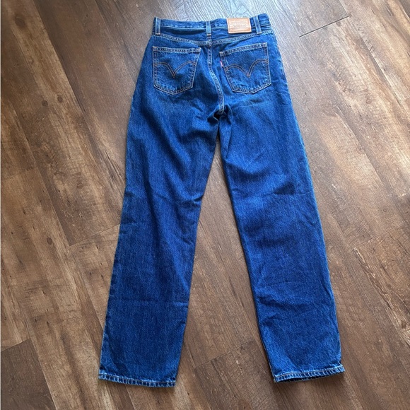 Levi's Straight Leg Women's “Dad” Jeans - Size 24 - Picture 3 of 3